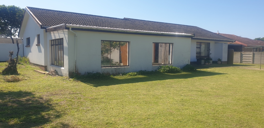 To Let 3 Bedroom Property for Rent in Walmer Downs Eastern Cape